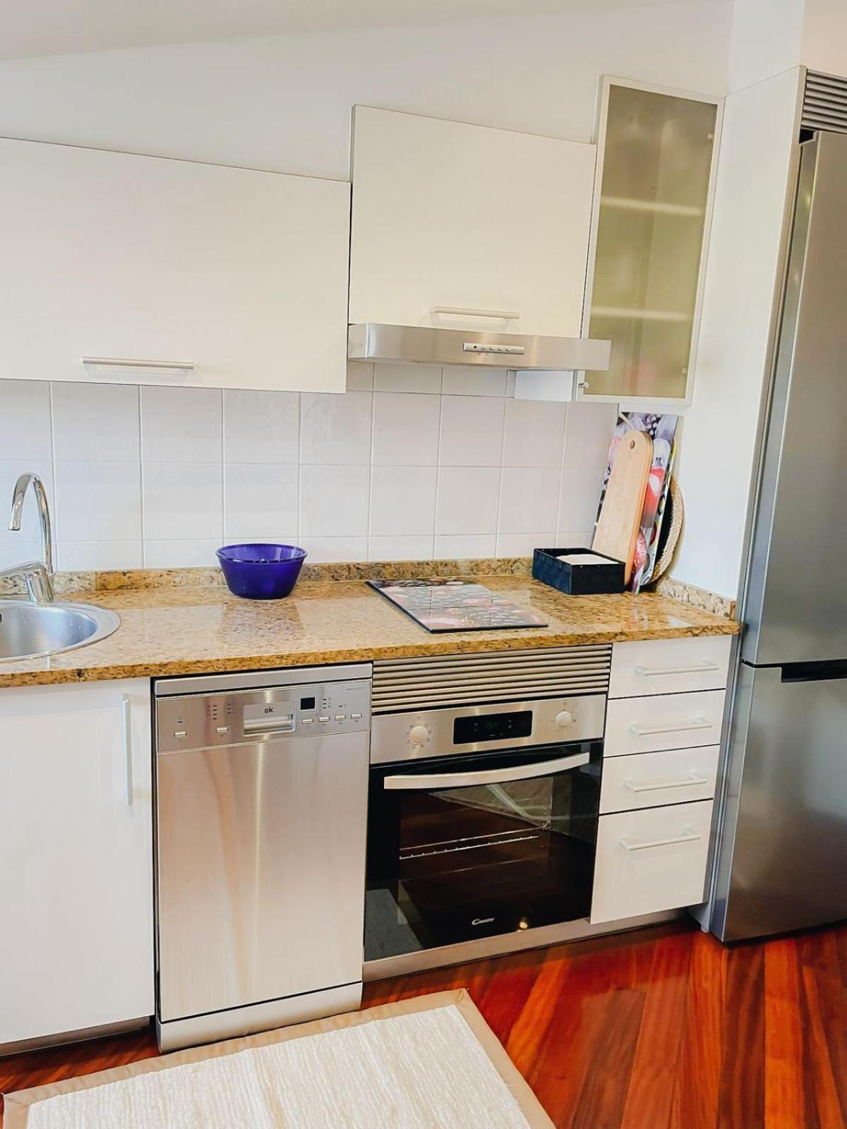 Apartamento Centro De Vigo, Garaje Y Vistas Ria Buitenkant foto