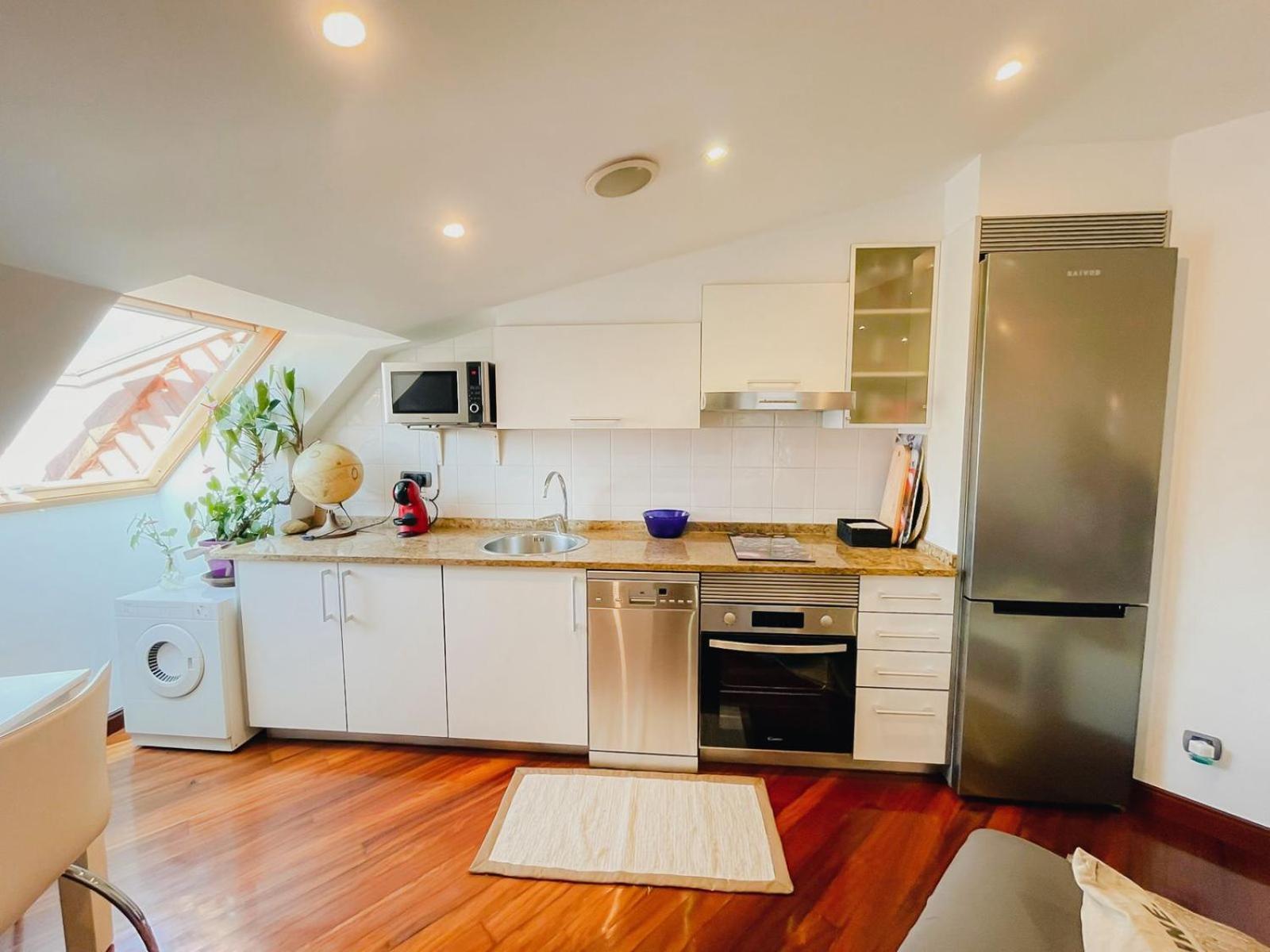 Apartamento Centro De Vigo, Garaje Y Vistas Ria Buitenkant foto